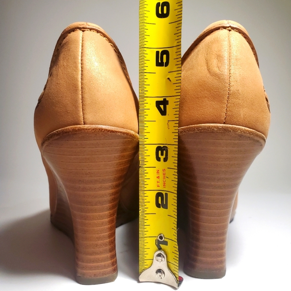 TIMBERLAND Tan Open-toe Stacked Wedge Heels Rubber Sole Leather Upper 7M - NWT - Picture 16 of 16
